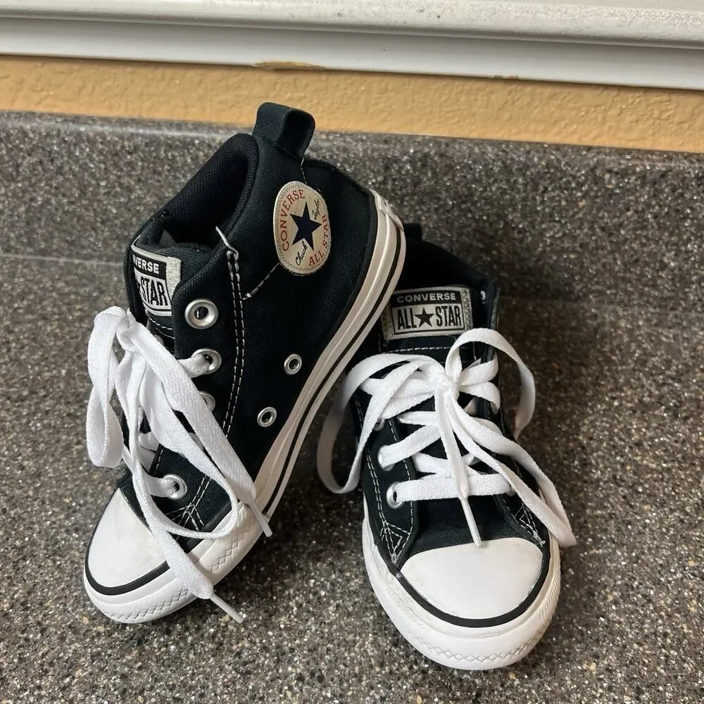 Converse All Star Kid Youth Sz 12 Black Canvas Sneaker Lace Up Mid Padded Tongue